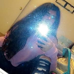 Meet your Posher, Mariela